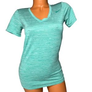 Nike Tee Dri Fit Top Womens Seafoam Green Athletic Cut Short Sleeve V Neck Sz S